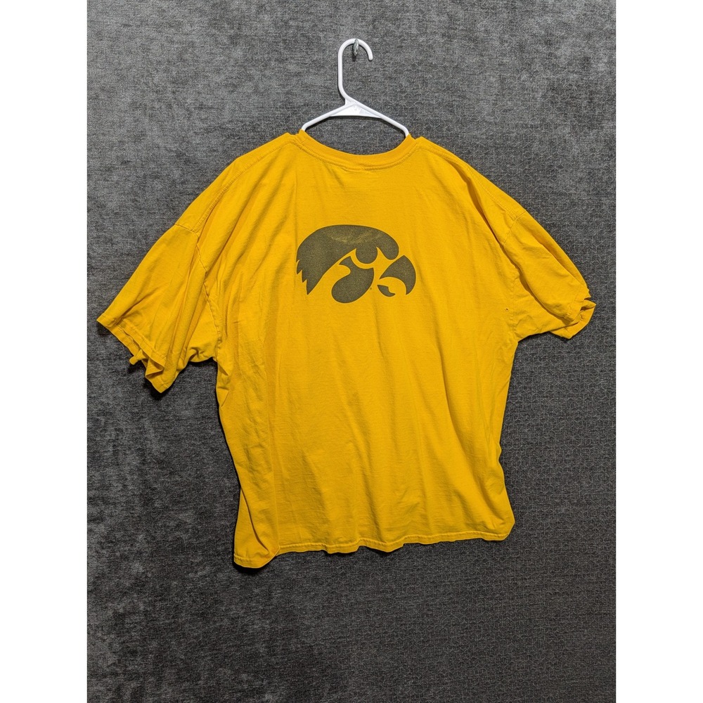 Nike‎ Team Iowa Hawkeyes T-Shirt Mens XXL Yellow Short Sleeve NCAA Football Tee